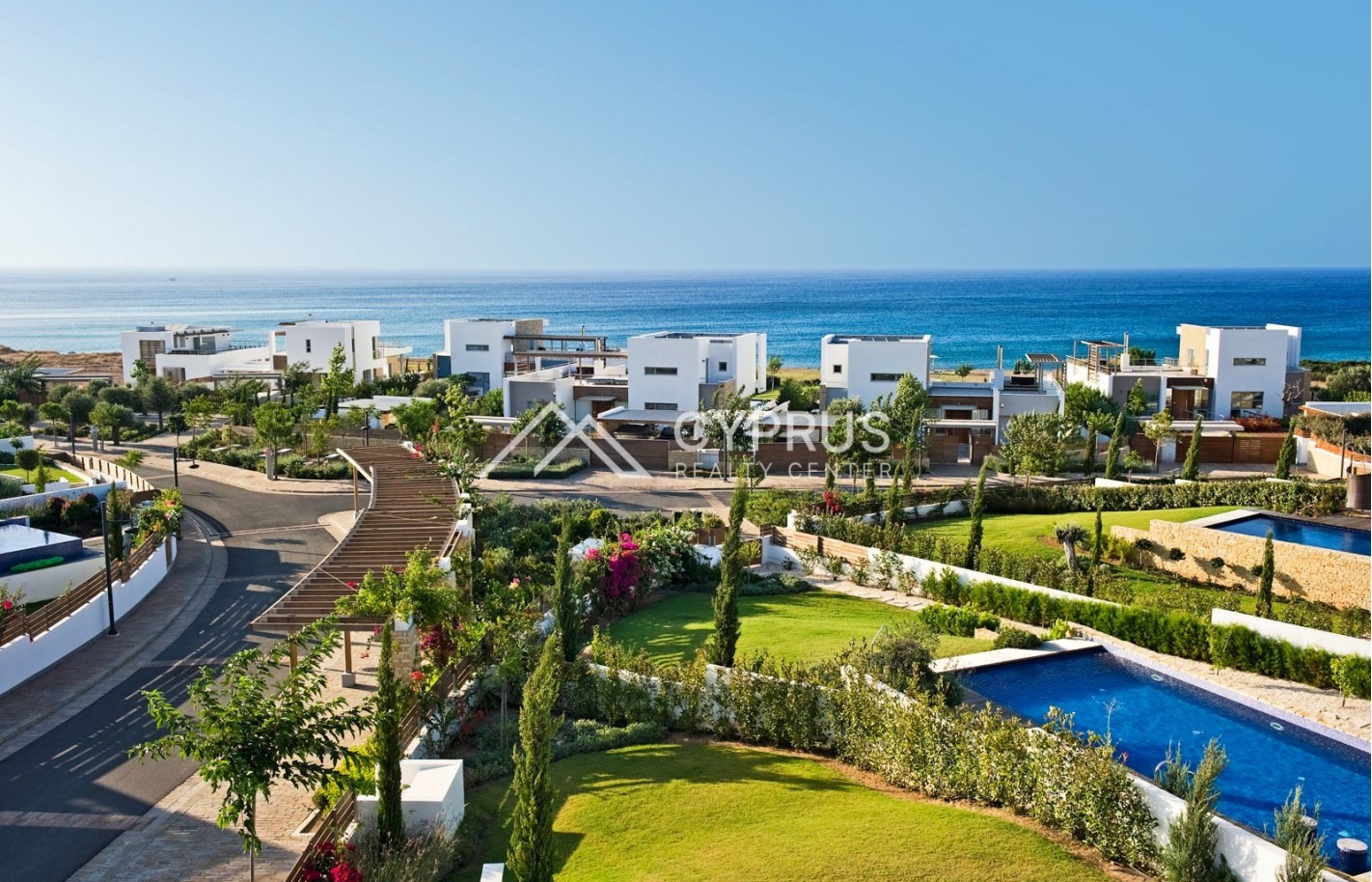 Four bedroom villa in Paphos, Latchi - фото 25