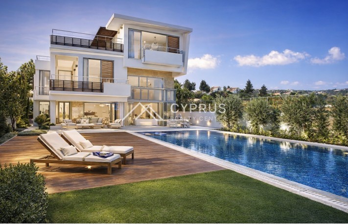 Four bedroom villa in Paphos, Latchi