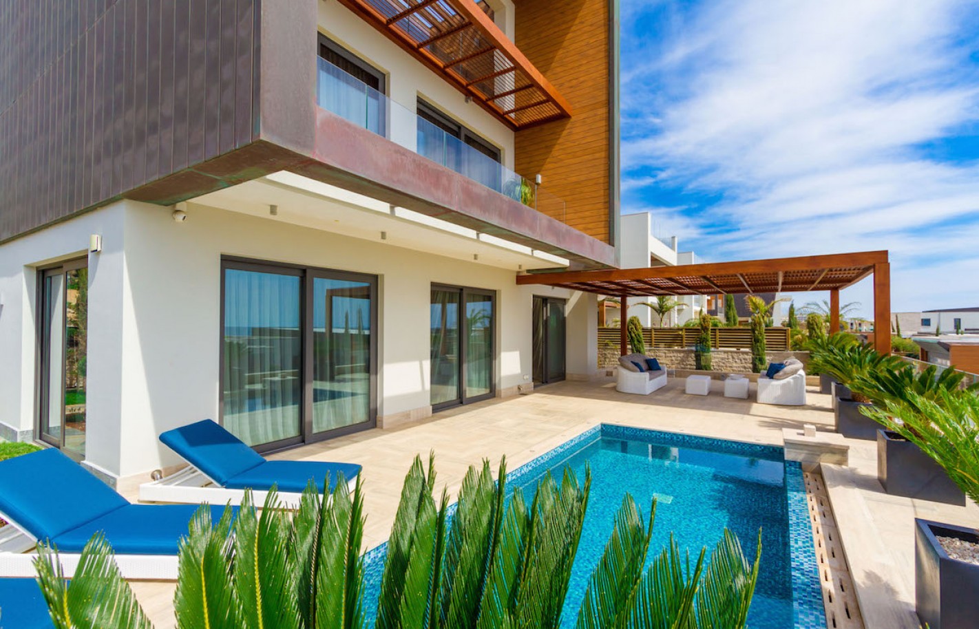 Роскошная вилла в Лимассоле с 4 спальнями, East Beach