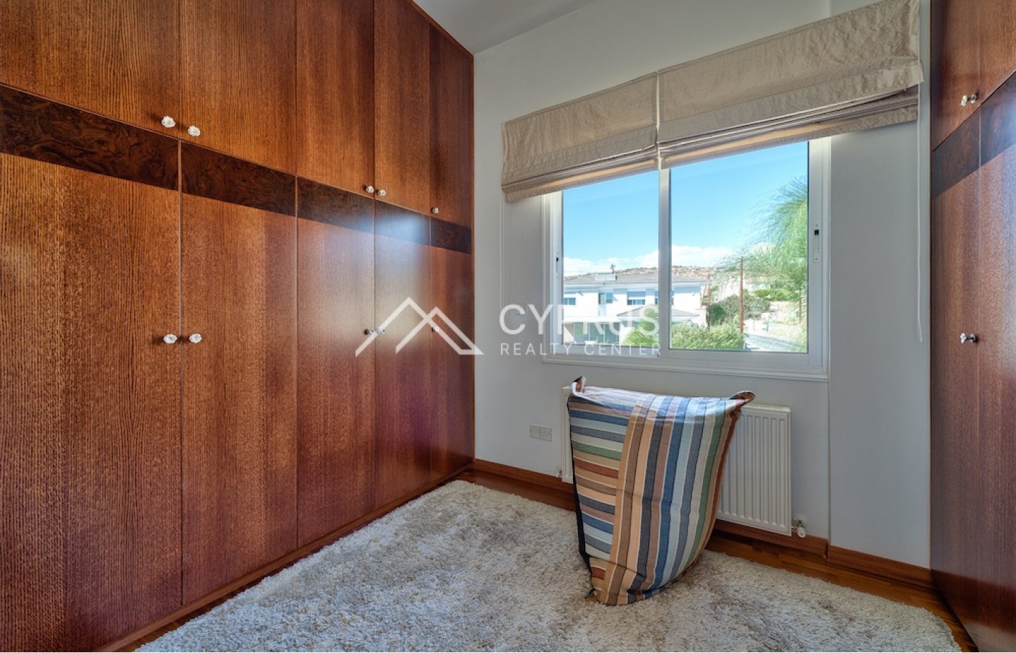 Luxury villa with 5 bedrooms in Limassol, Agios Tychonas - фото 38