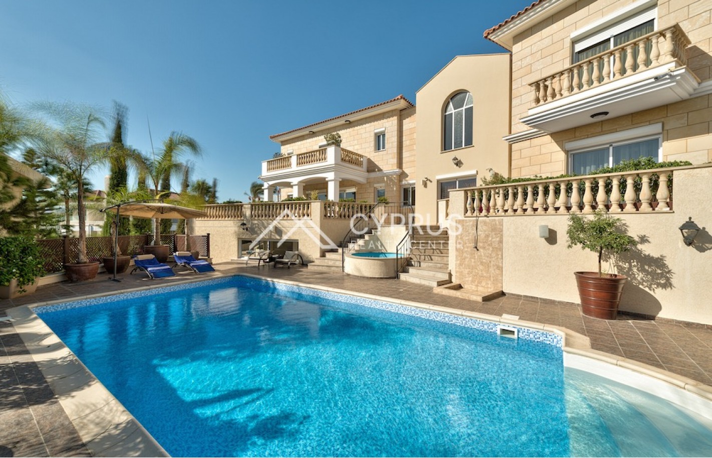Luxury villa with 5 bedrooms in Limassol, Agios Tychonas - фото 14