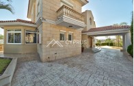 Luxury villa with 5 bedrooms in Limassol, Agios Tychonas - фото 24