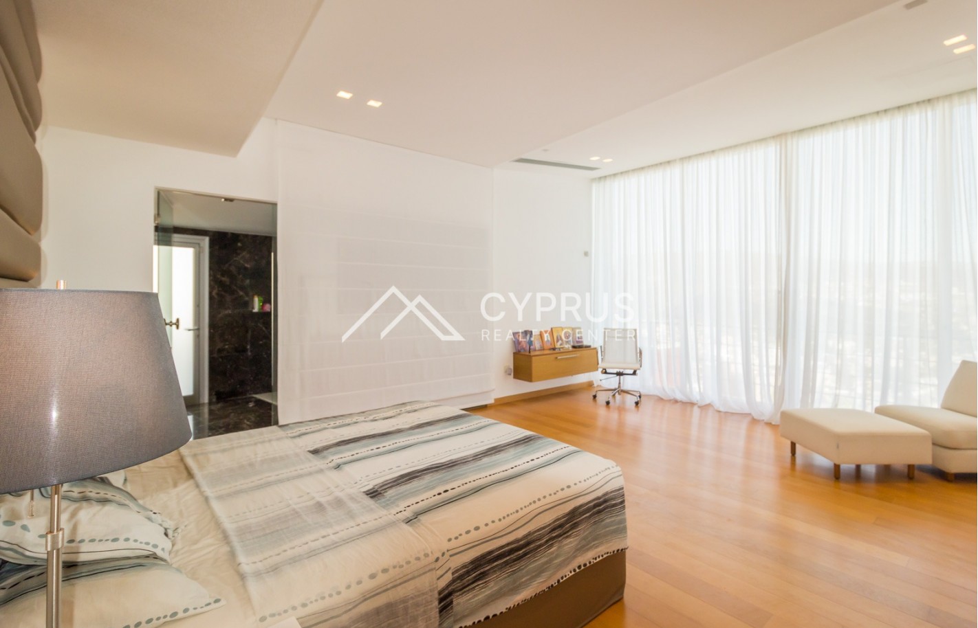 Villa in Limassol with 5 bedrooms, Germasogeia - фото 7