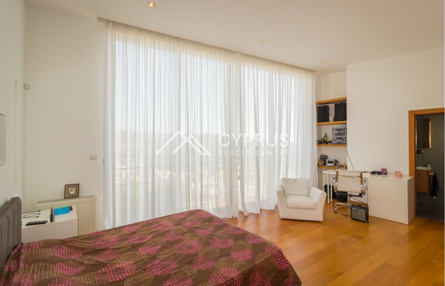 Villa in Limassol with 5 bedrooms, Germasogeia - фото 10