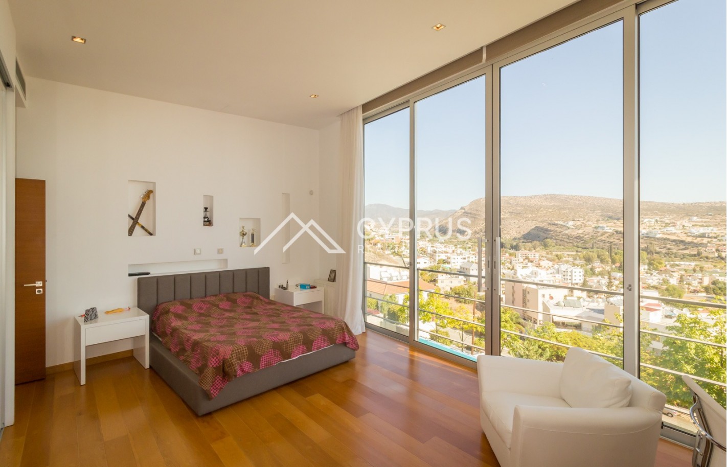 Villa in Limassol with 5 bedrooms, Germasogeia - фото 11