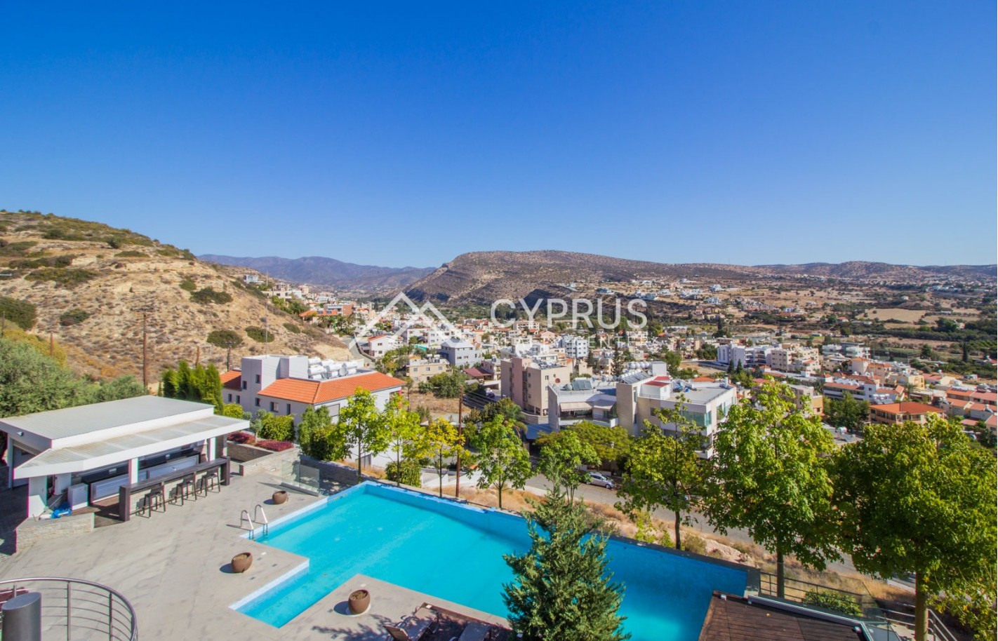 Villa in Limassol with 5 bedrooms, Germasogeia - фото 29