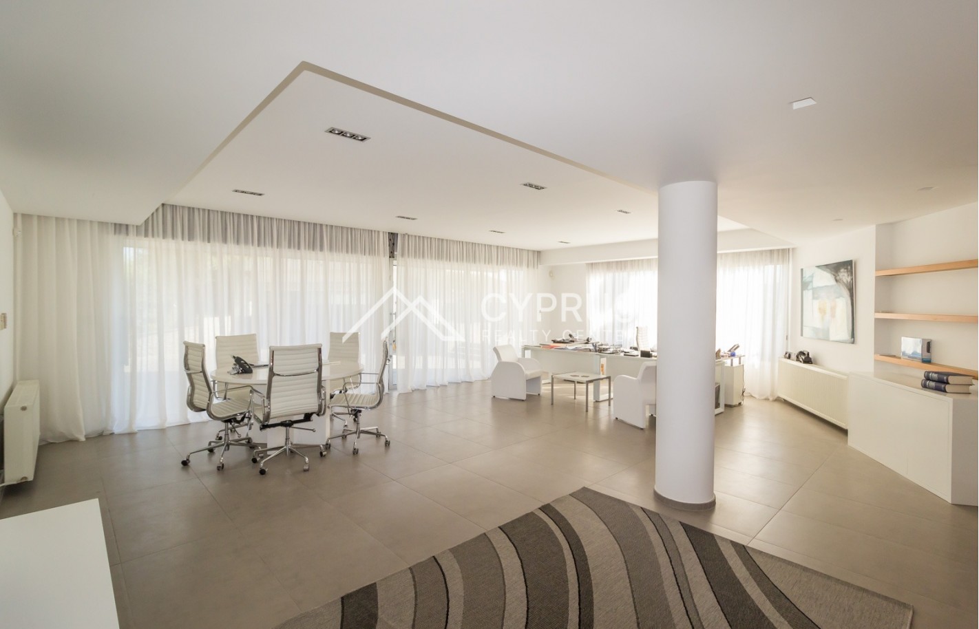 Villa in Limassol with 5 bedrooms, Germasogeia - фото 19