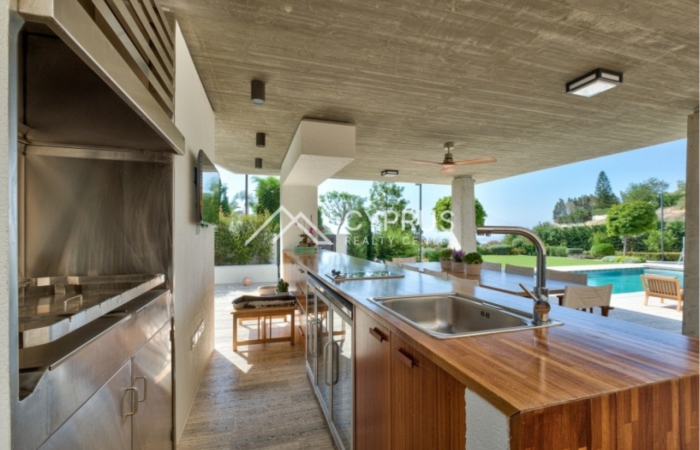 Villa in Limassol with 6 bedrooms, Agios Athanasios - фото 12