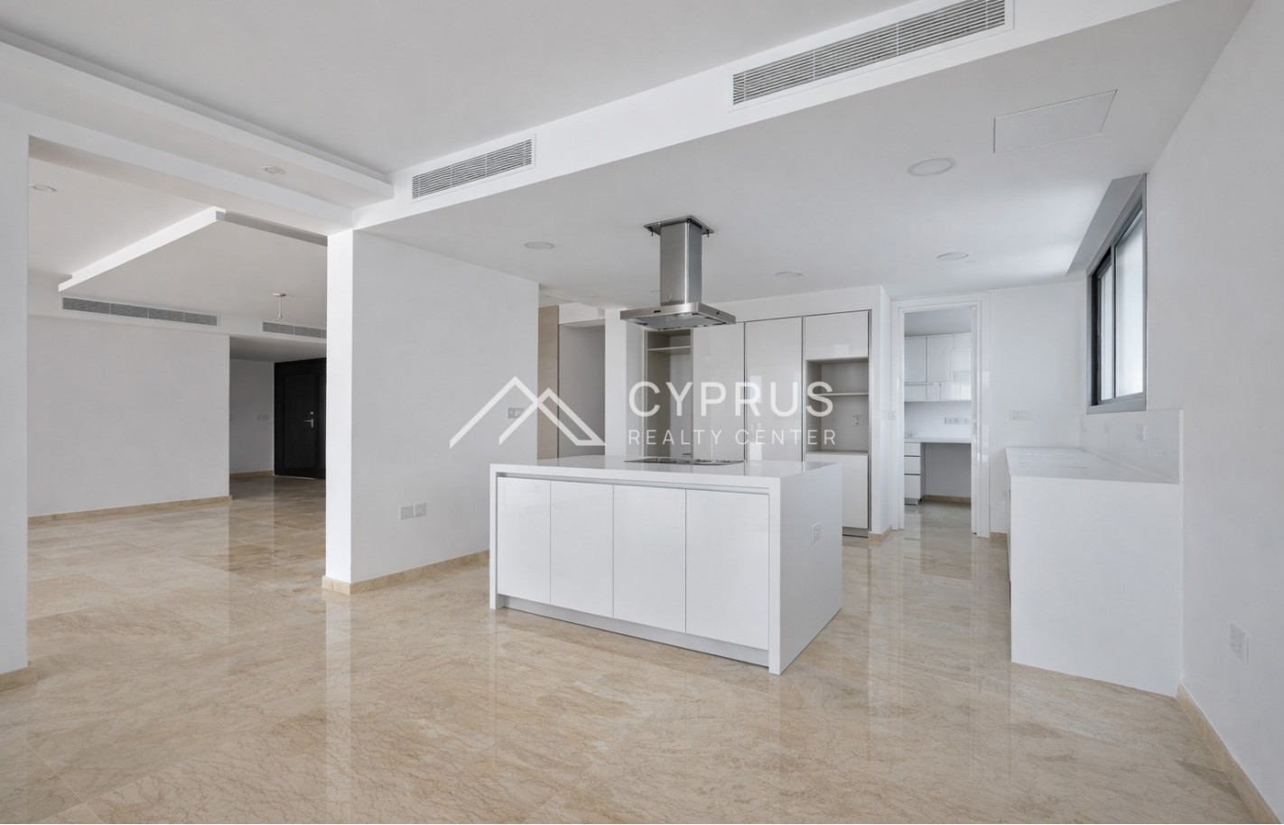 Villa in Limassol with 5 bedrooms, Potamos Germasogeia - фото 11
