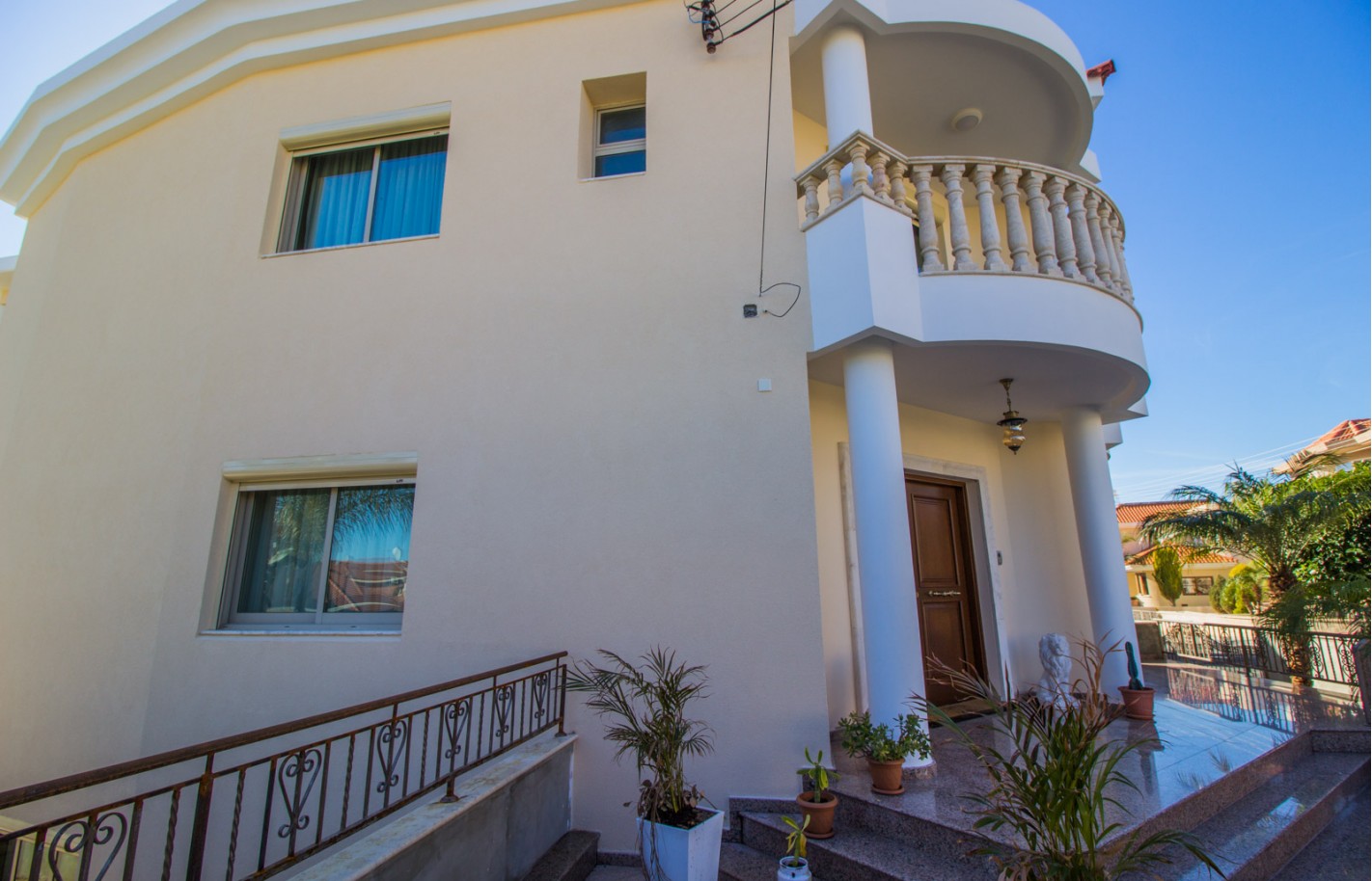 Вилла в Лимассоле с 4 спальнями, Agios Athanasios - фото 23