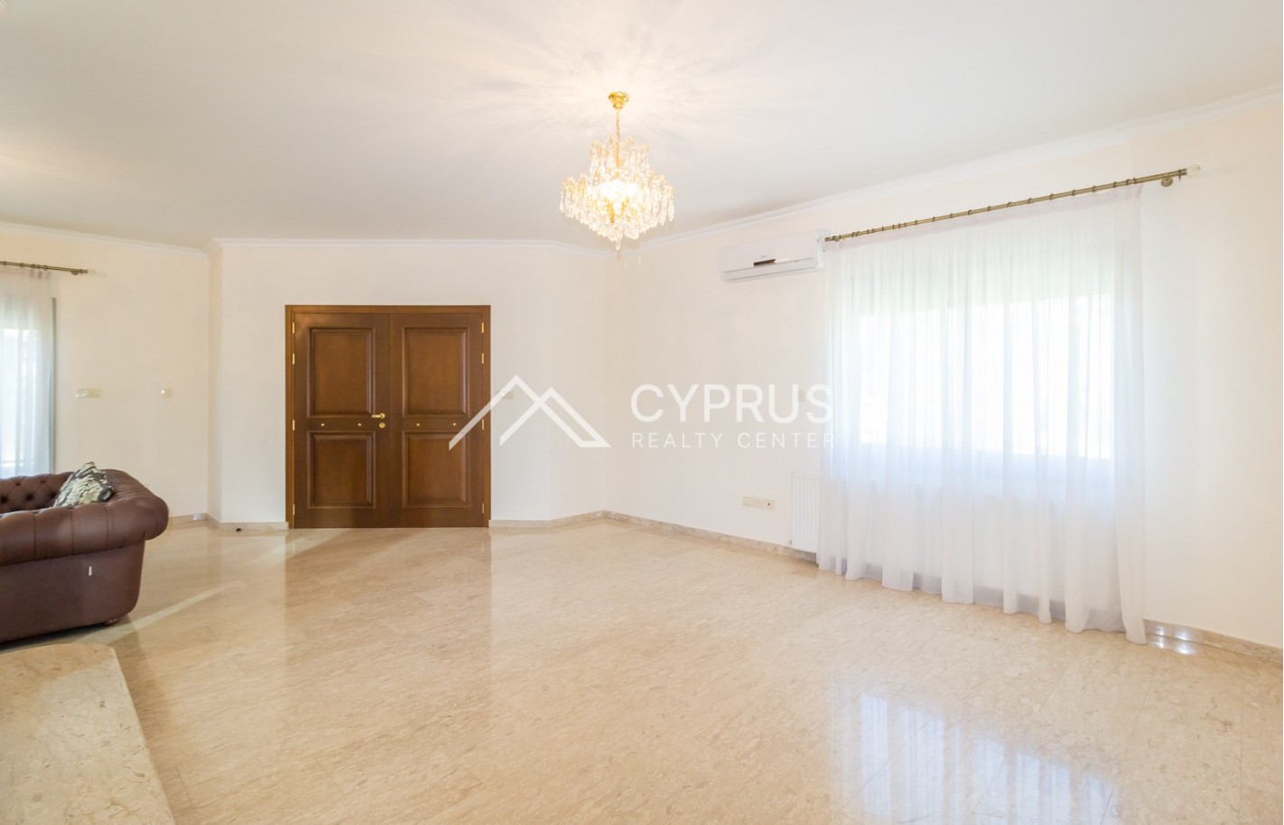 Villa in Limassol 4 bedroom, Agios Athanasios - фото 1