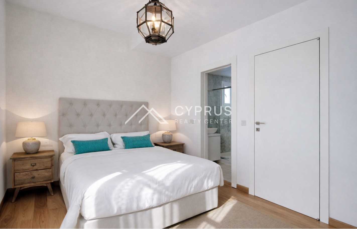 Luxury villa with 2 bedrooms in Limassol, Limassol Marina - фото 7