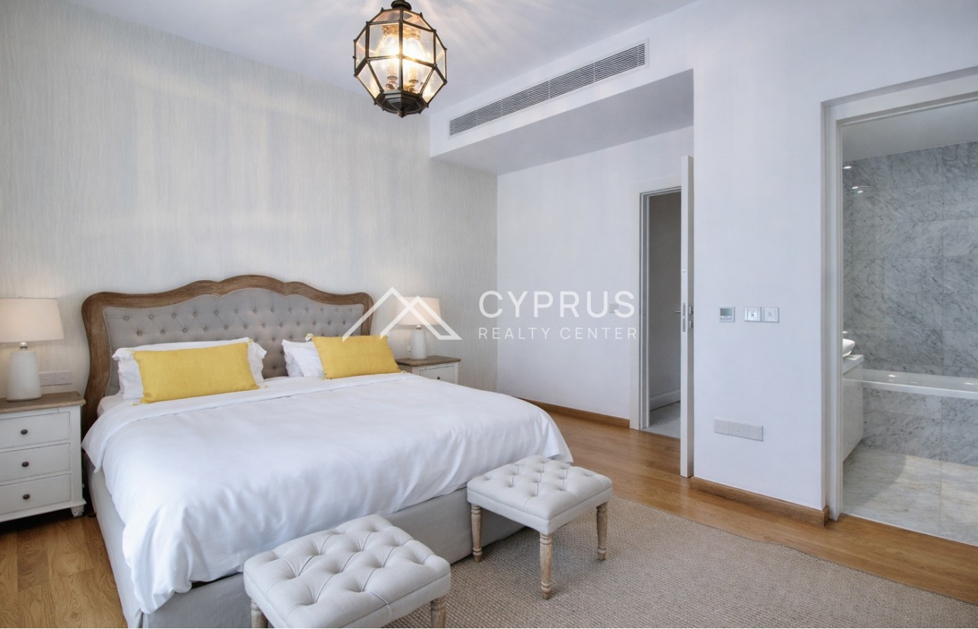 Luxury villa with 2 bedrooms in Limassol, Limassol Marina - фото 18