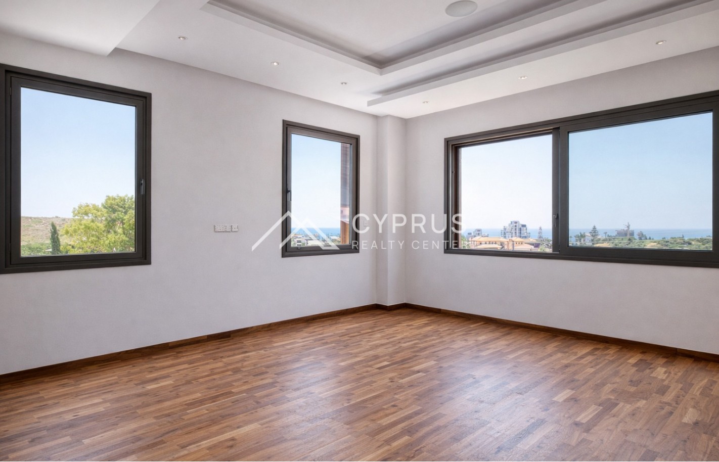 Villa in Limassol with 6 bedrooms, Mouttagiaka - фото 3