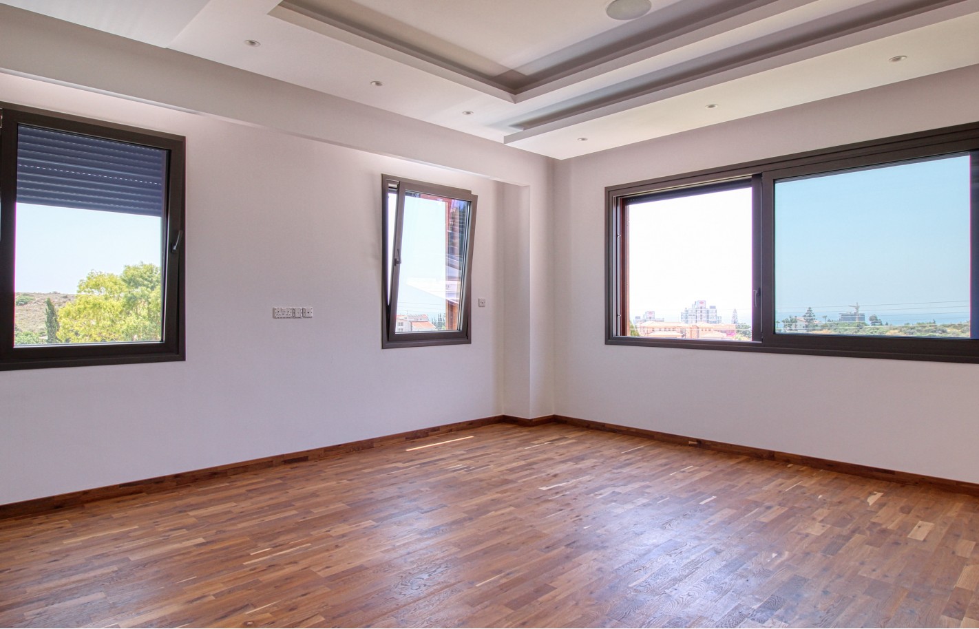 Вилла в Лимассоле с 6 спальнями, Mouttagiaka - фото 13