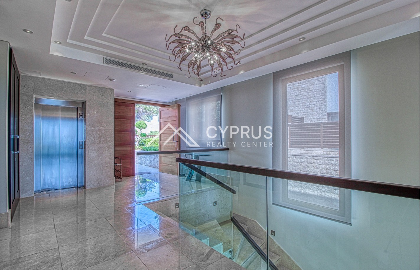 Luxury villa in Limassol with 5 bedrooms, East Beach - фото 17