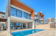 Luxury villa in Limassol with 5 bedrooms, East Beach - фото 19