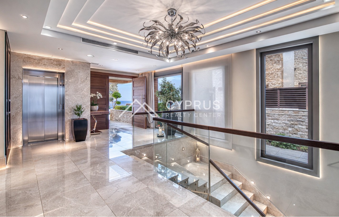 Luxury villa in Limassol with 5 bedrooms, East Beach - фото 6