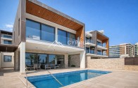 Luxury villa in Limassol with 5 bedrooms, East Beach - фото 4