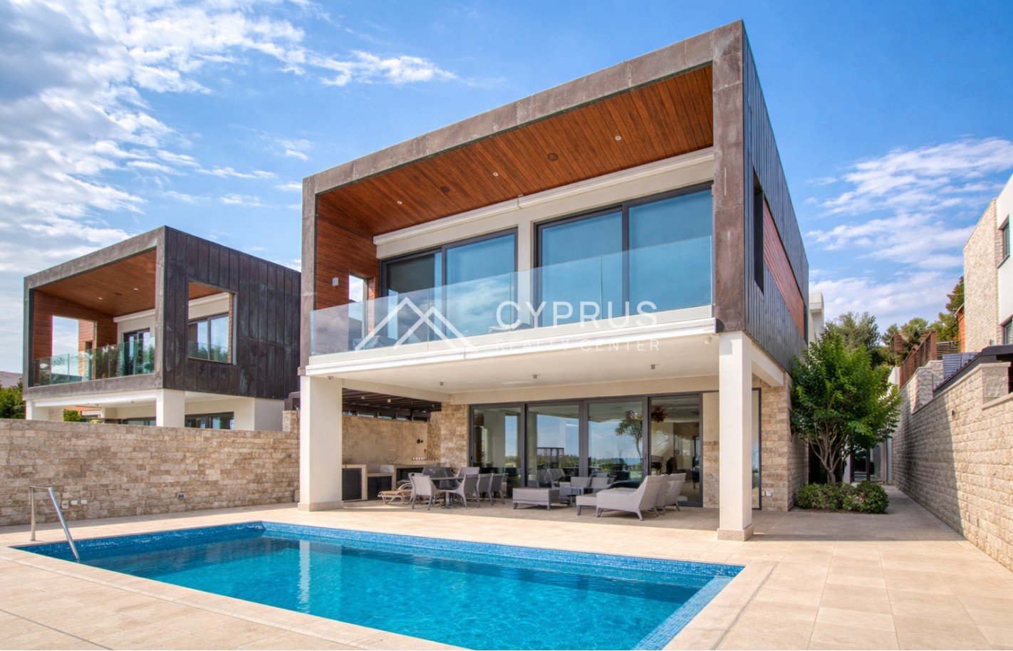 Luxury villa in Limassol with 5 bedrooms, East Beach - фото 10