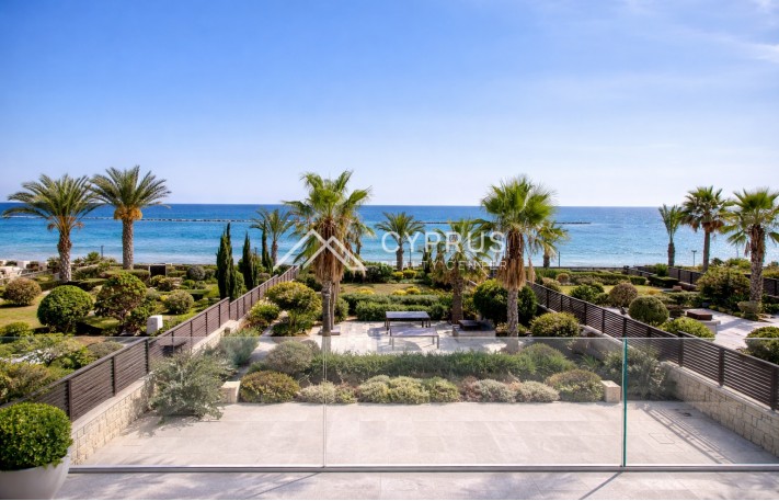 Luxury villa in Limassol with 5 bedrooms, East Beach