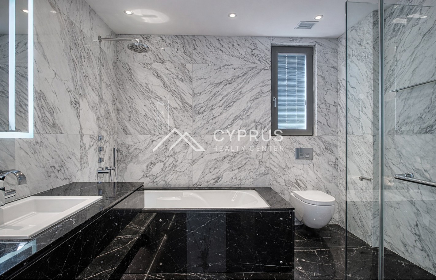 Luxury villa in Limassol with 5 bedrooms, East Beach - фото 16