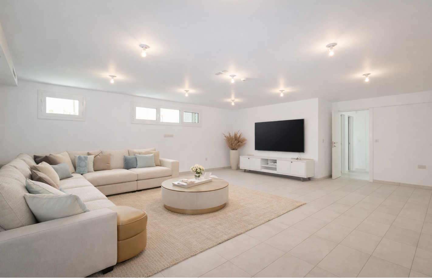 Villa with 3 bedrooms Limassol, Limassol Marina - фото 13