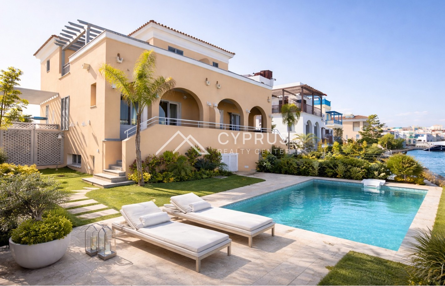 Вилла в Лимассоле с 3 спальнями, Limassol Marina