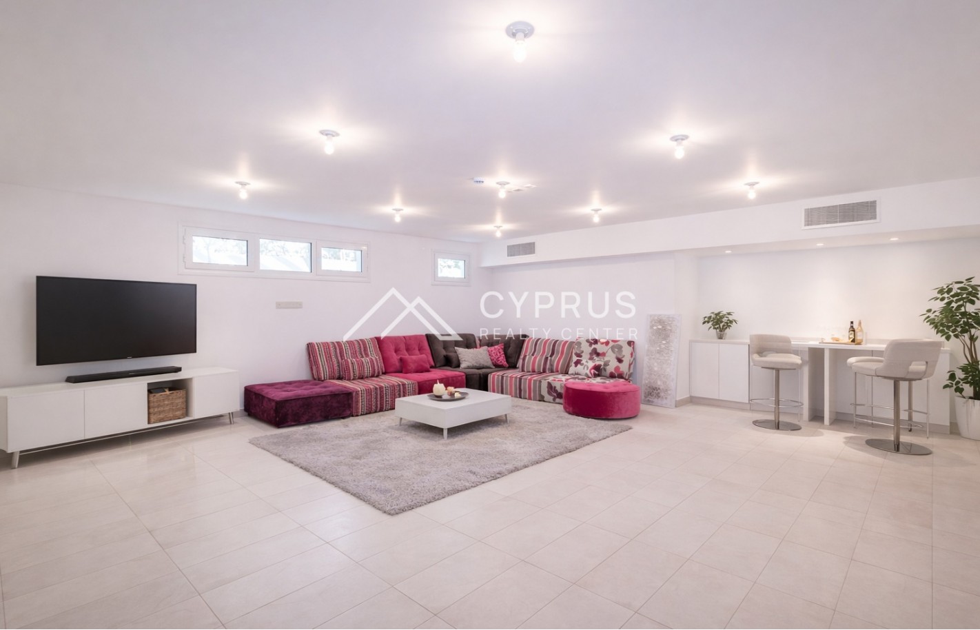 Villa with 3 bedrooms Limassol, Limassol Marina - фото 4