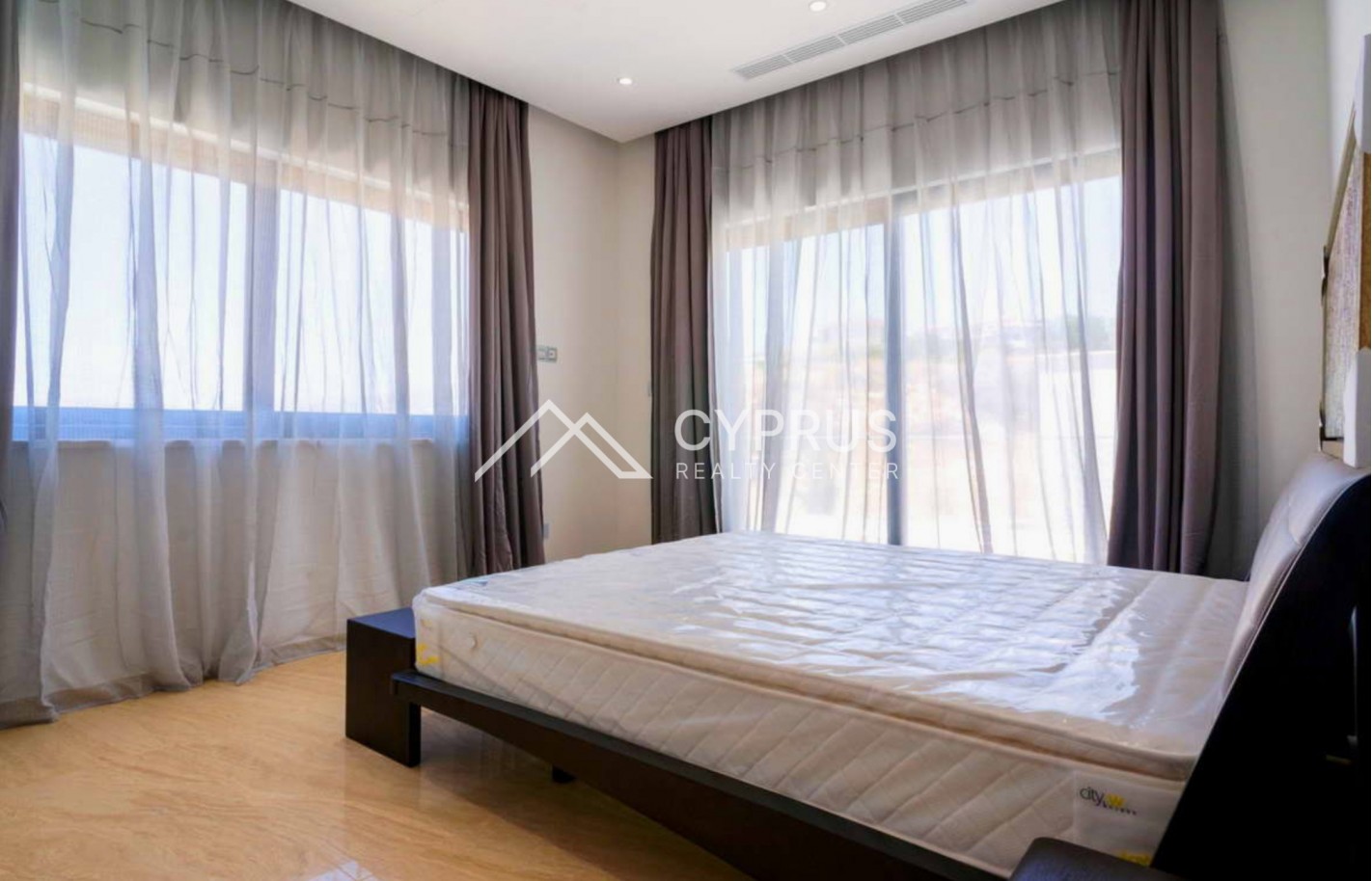 Villa in Limassol with 5 bedrooms, Germasogeia - фото 11