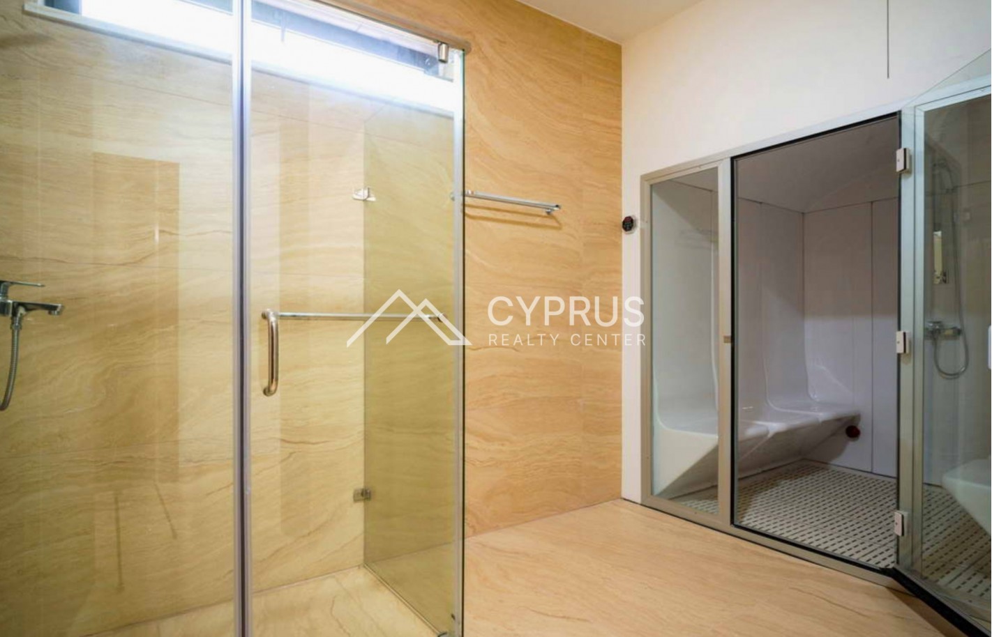 Villa in Limassol with 5 bedrooms, Germasogeia - фото 23