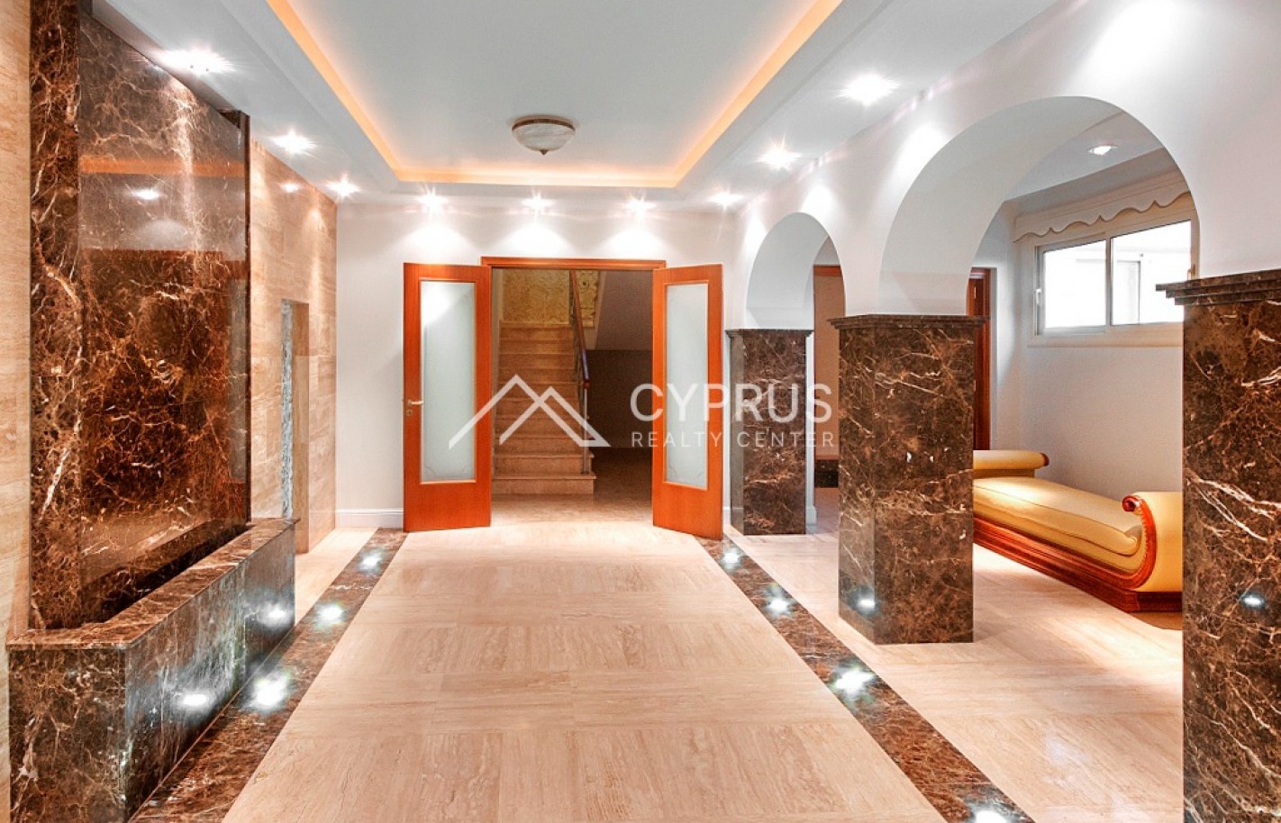 Villa in Limassol with 4 bedrooms, Agios Tychonas - фото 3