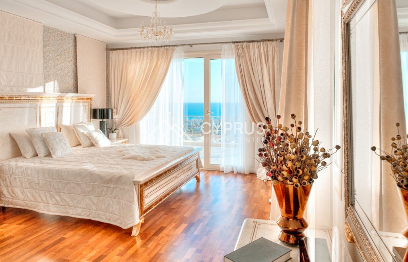 Villa in Limassol with 4 bedrooms, Agios Tychonas - фото 6