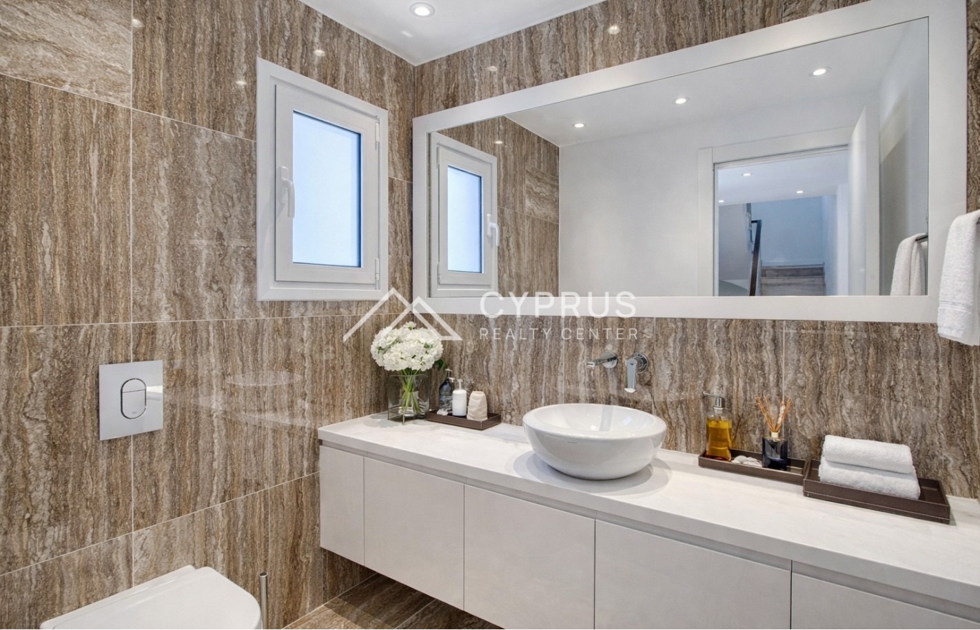 Villa in Limassol with 3 bedrooms, Limassol Marina - фото 19