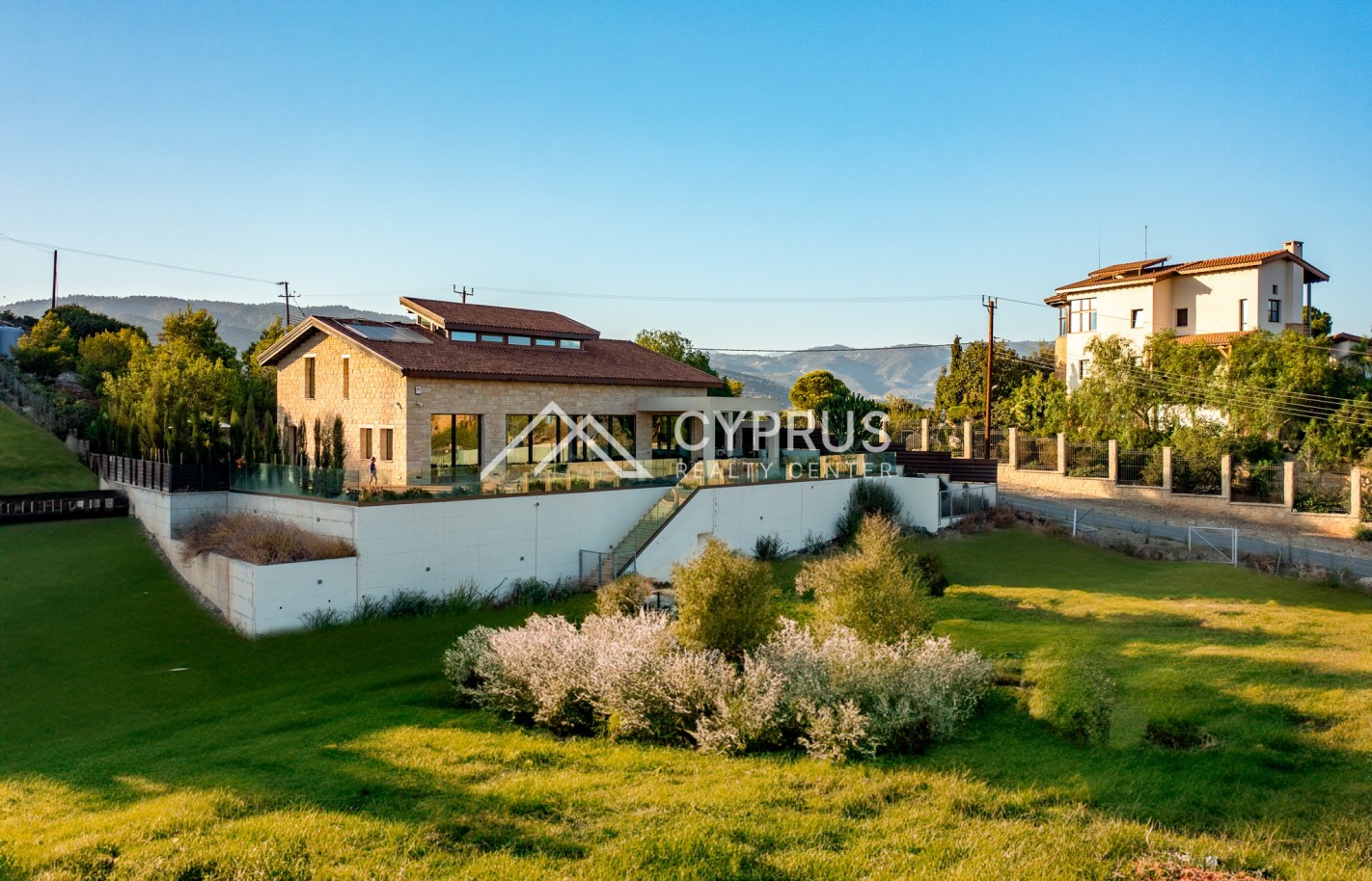 Перевод Villa in Limassol with 4 bedrooms, Parekklisia - фото 33