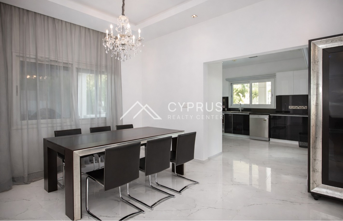 Villa in Limassol with 4 bedrooms, Agios Tychonas - фото 13