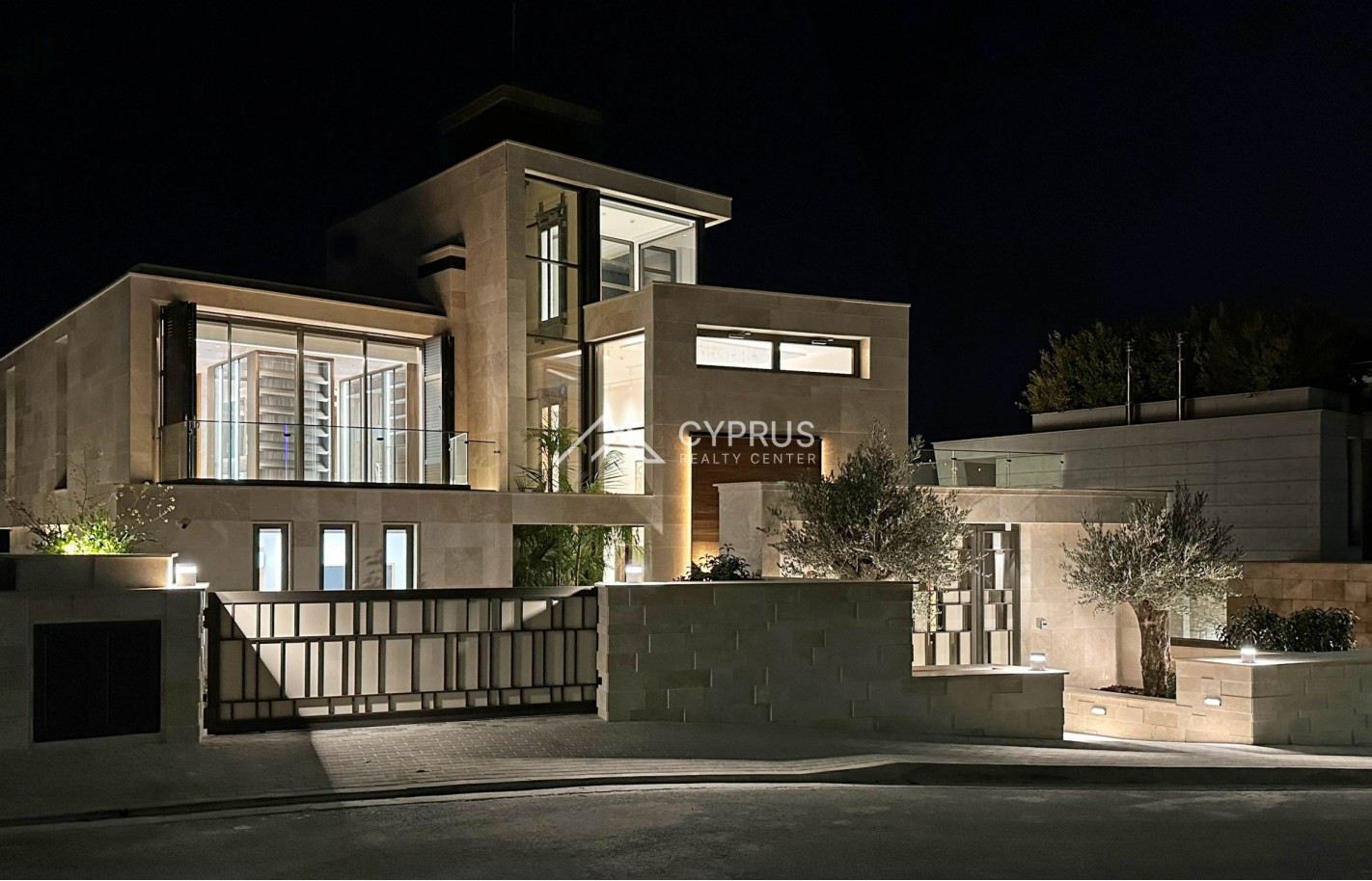 Luxury 5 Bedroom Villa, Agios Tychonas - фото 8