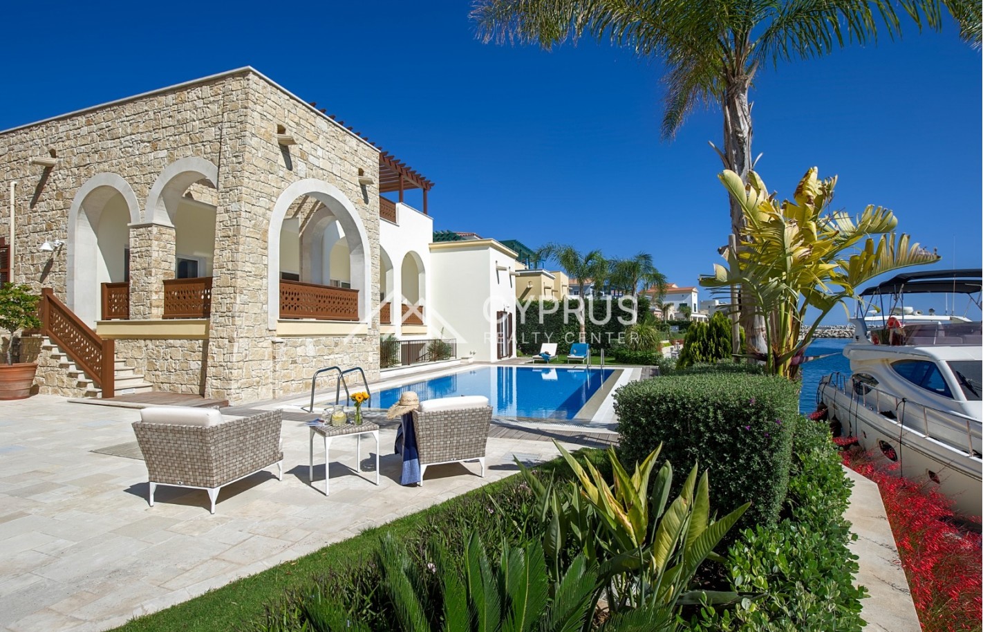 Luxury 4 bedroom villa in Limassol, Limassol Marina - фото 12