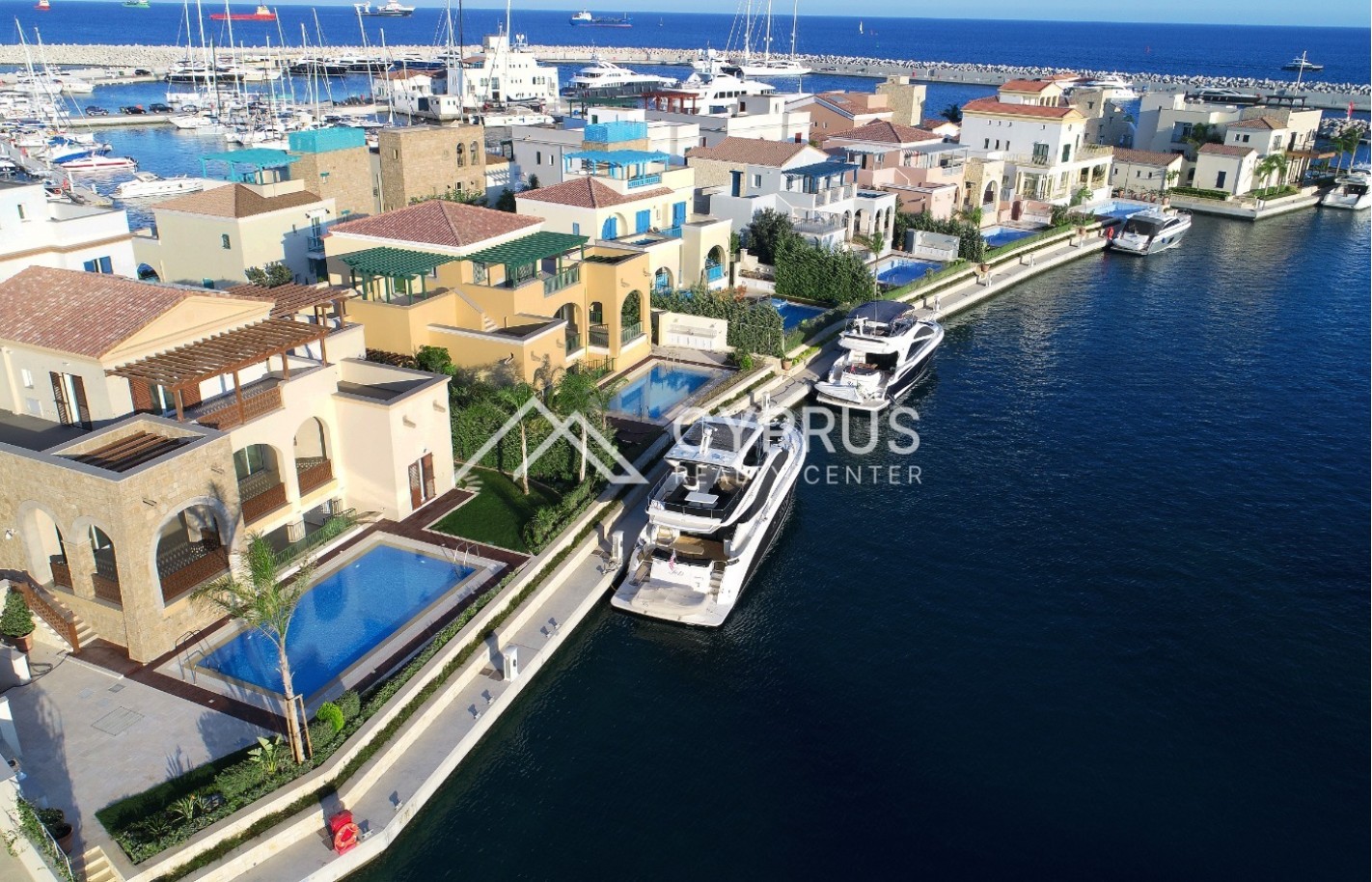 Luxury 4 bedroom villa in Limassol, Limassol Marina - фото 4
