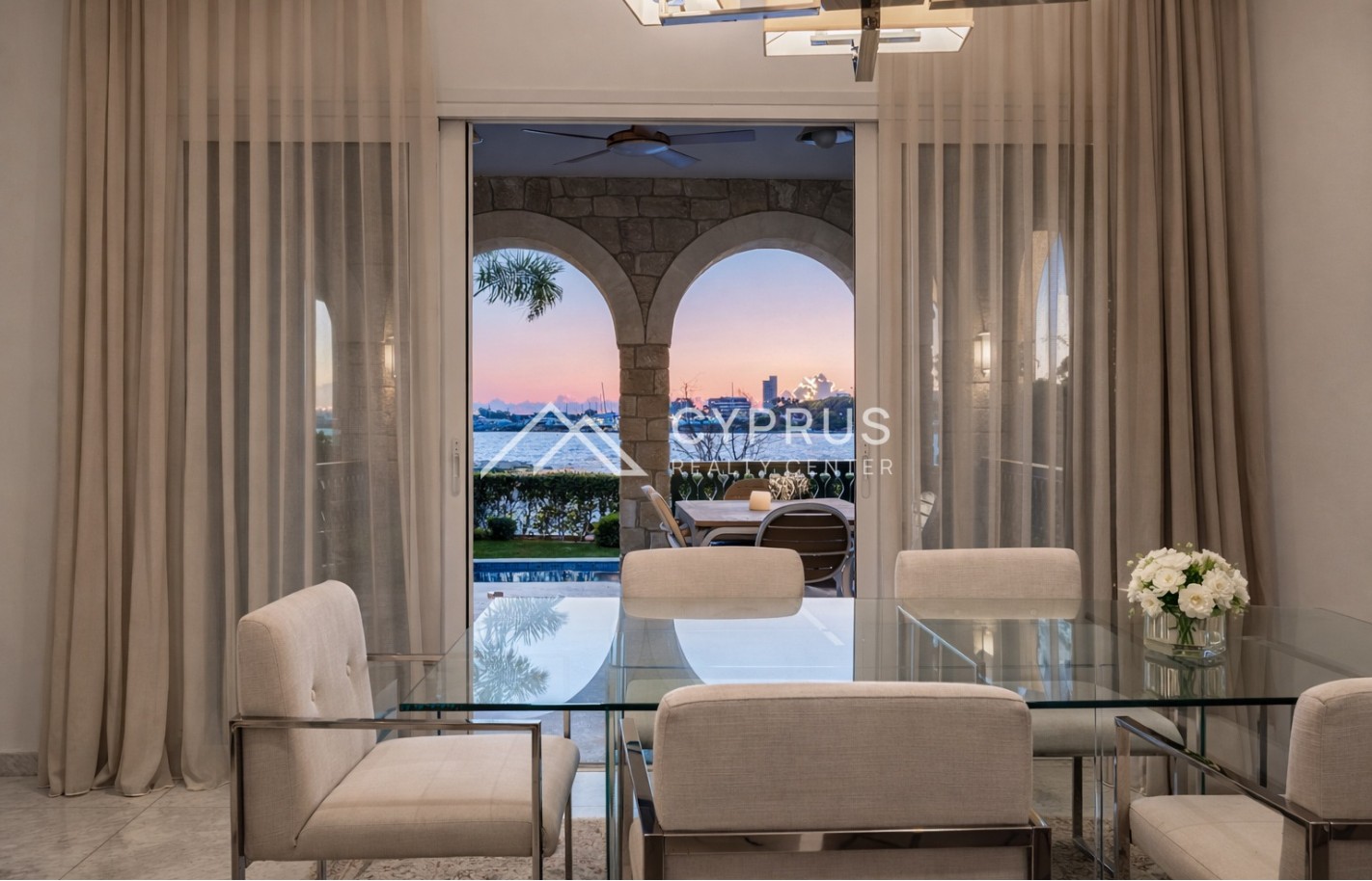 Beach villa in Limassol with 5 bedrooms, Limassol Marina - фото 6