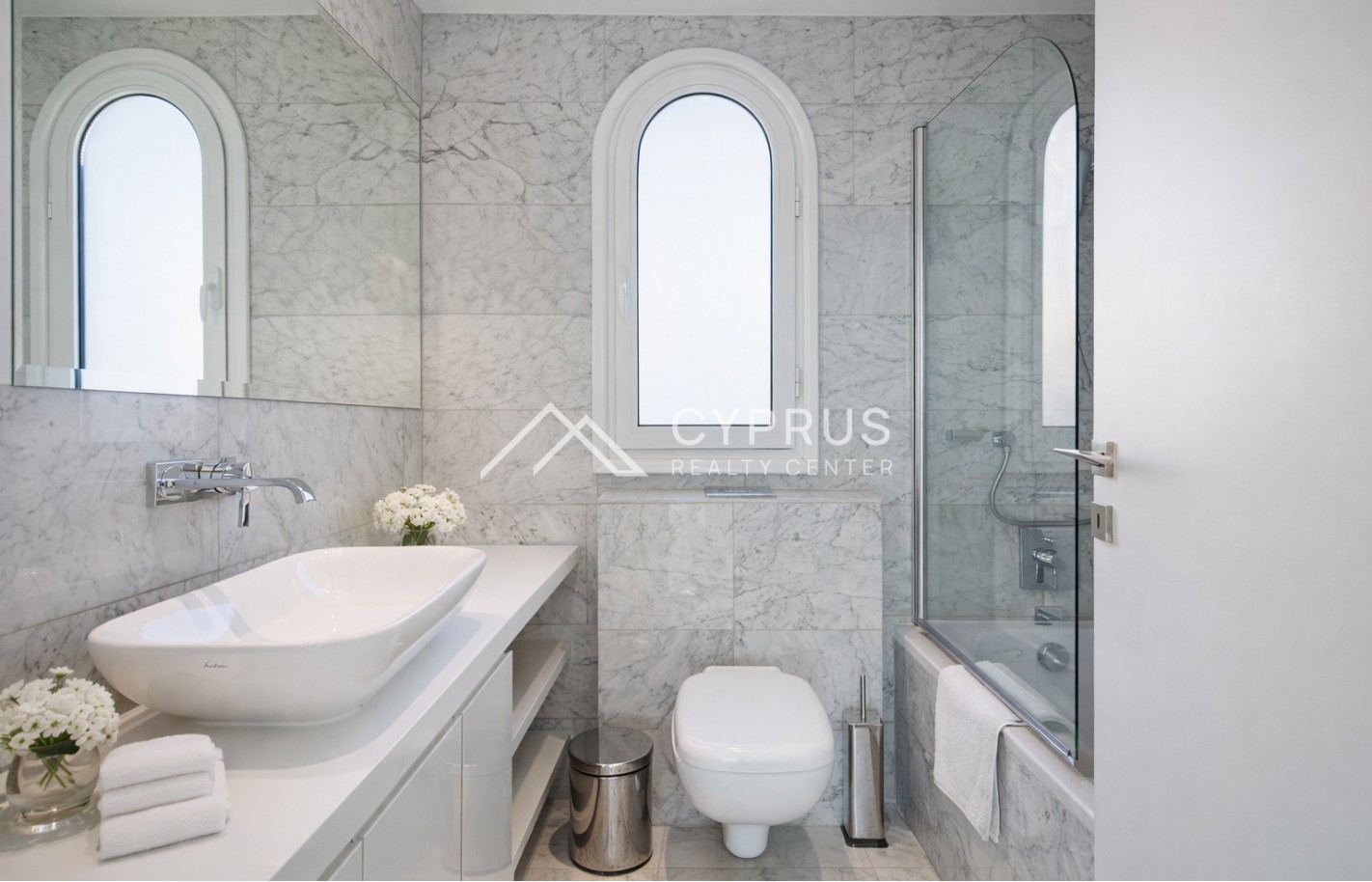 Beach villa in Limassol with 5 bedrooms, Limassol Marina - фото 14