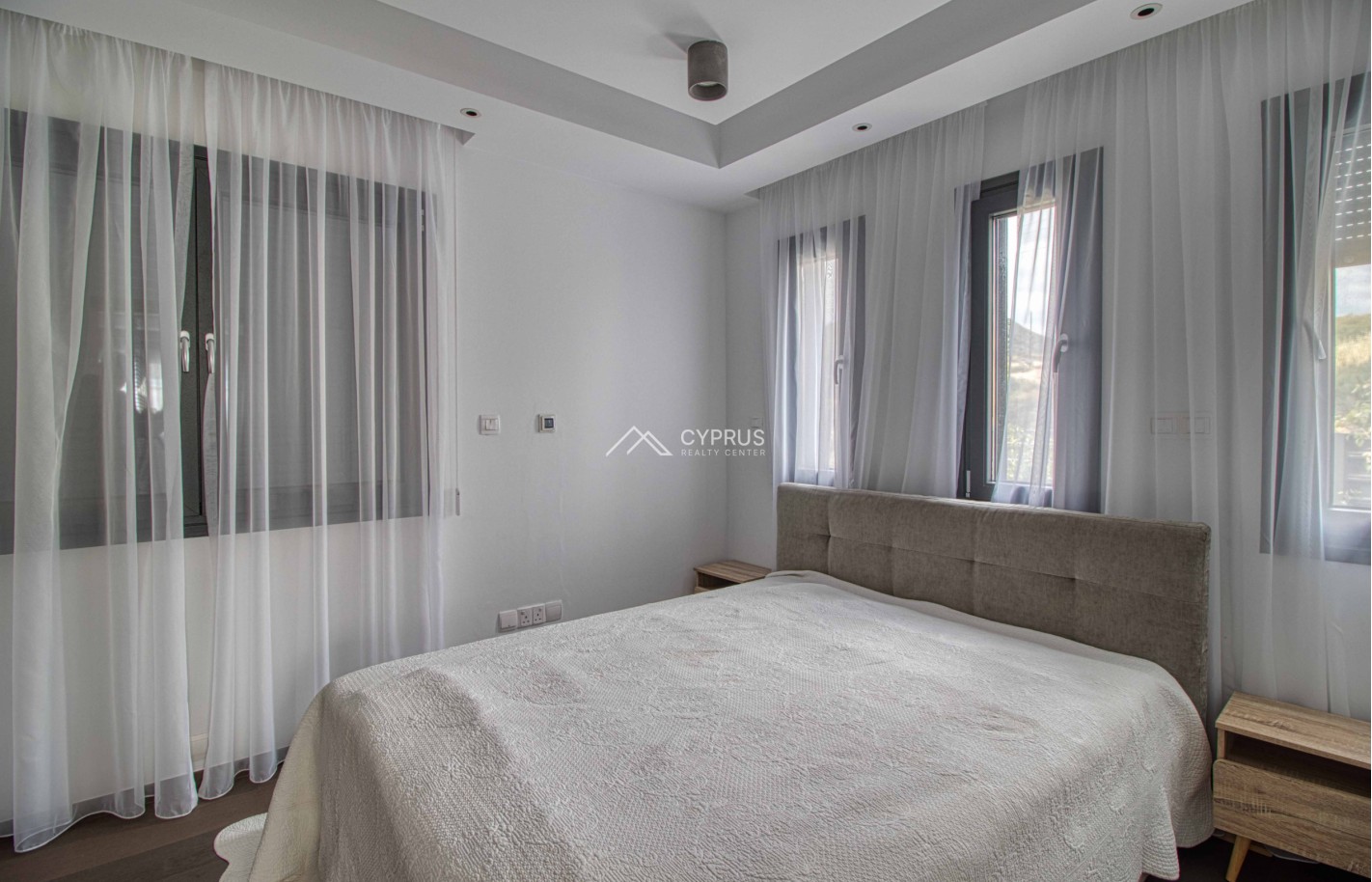 Villa in Limassol with 4 bedrooms, Germasogeia - фото 10