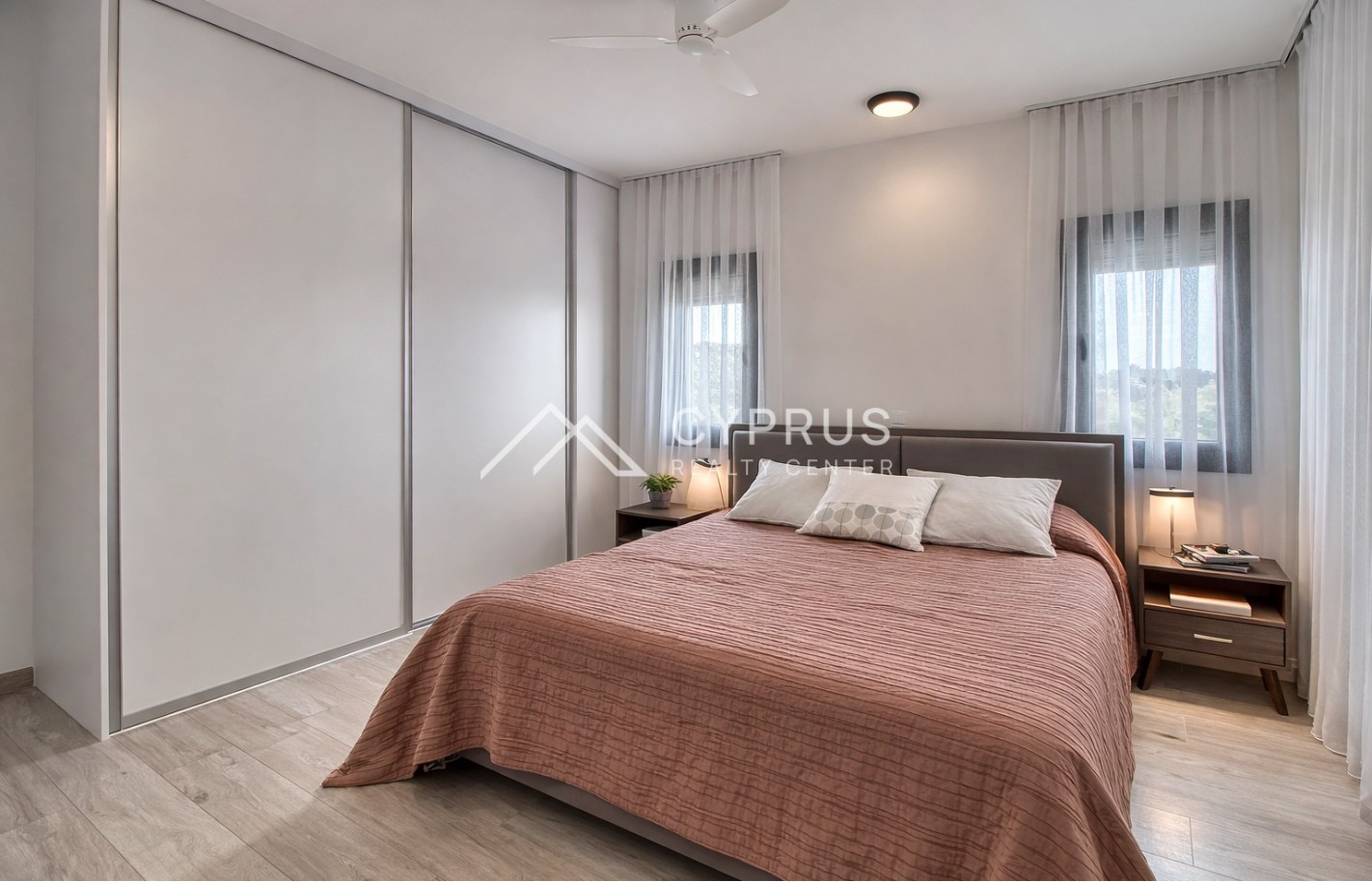 Villa in Limassol with 4 bedrooms, Parekklisia - фото 15