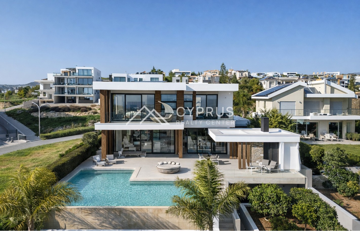Villa in Limassol with 6 bedrooms, Germasogeia - фото 2