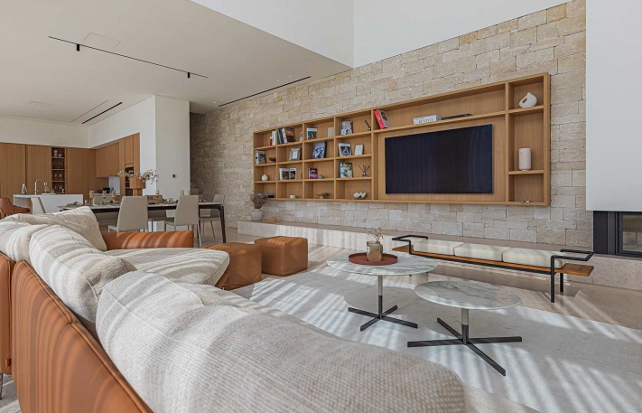 Вилла в Ларнаке с 4 спальнями, Oroklini