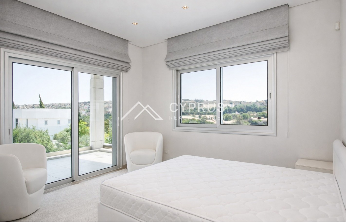 Villa in Limassol with 4 bedrooms, Agios Tychonas - фото 2