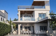 Villa in Limassol with 4 bedrooms, Agios Tychonas - фото 21
