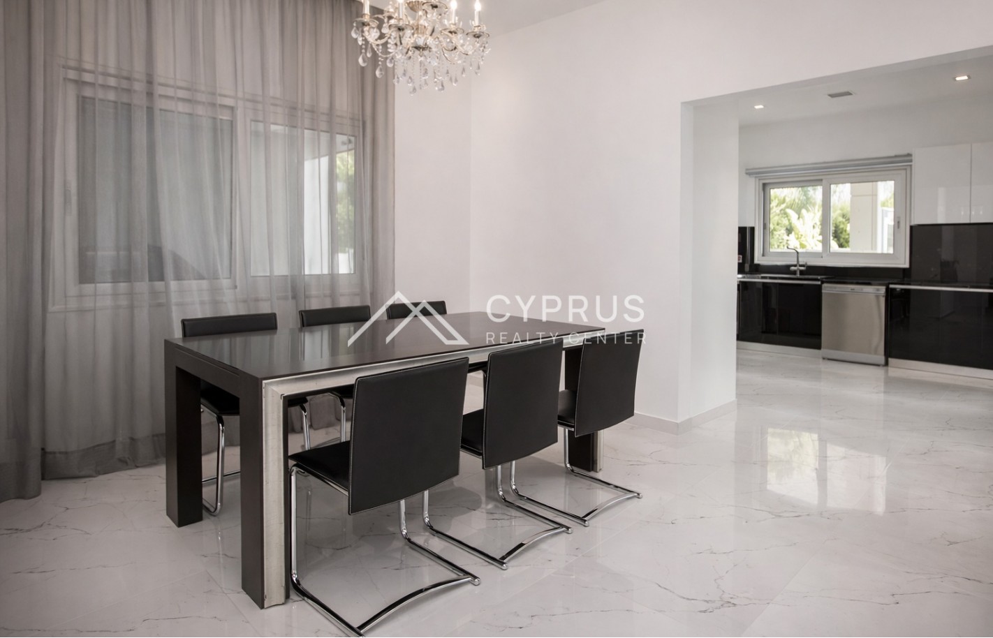 Villa in Limassol with 4 bedrooms, Agios Tychonas - фото 19