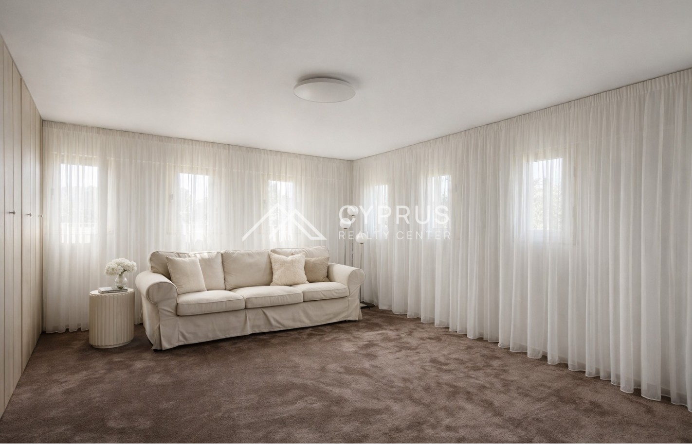 Вилла в Лимассоле с 5 спальнями, East Beach - фото 1