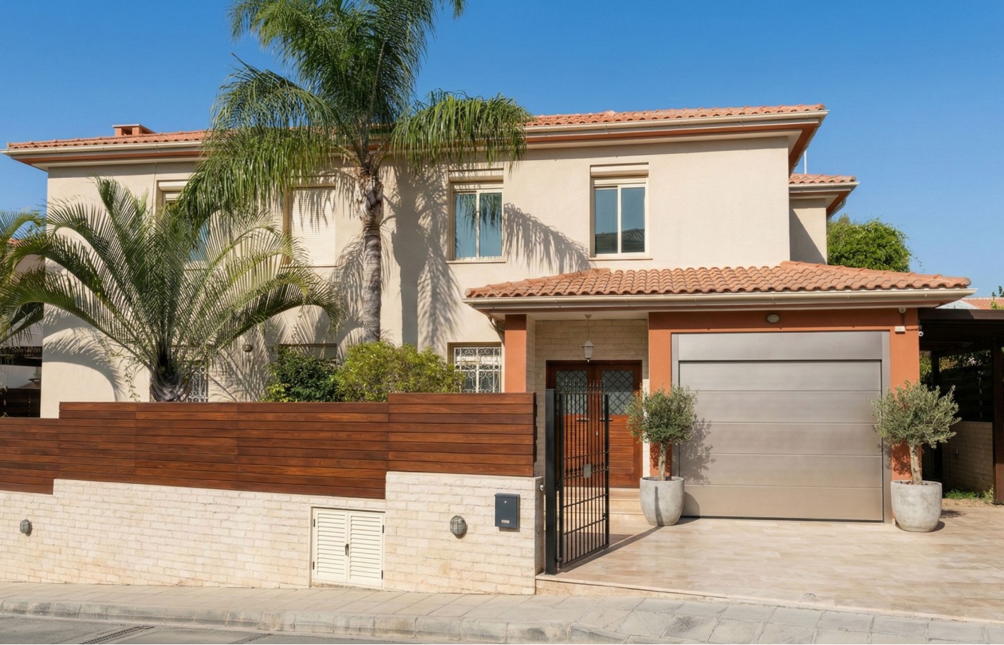 Вилла в Лимассоле с 4 спальнями, East Beach - фото 7